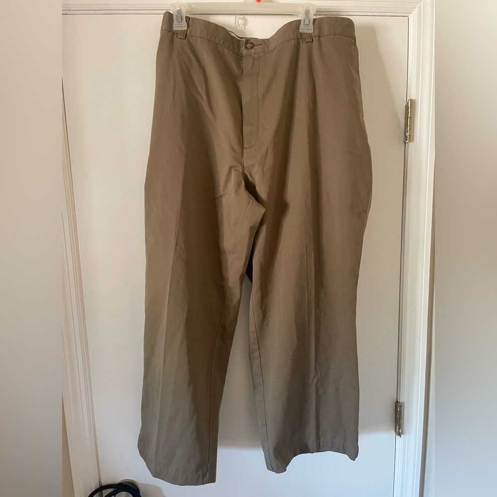 Tan and brown straight leg corduroy trousers #chino #straightleg